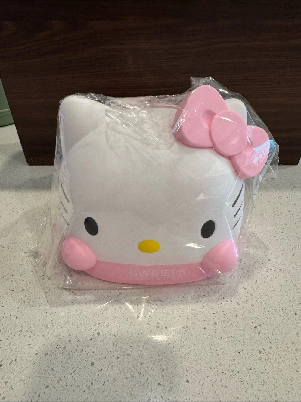 Hello Kitty Pink & White roll t paper holder NEW